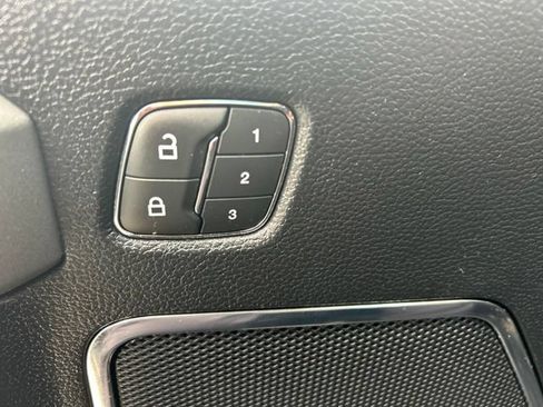 Used 2018 Ford F150 Platinum w/ Technology Package AWD/4WD image 36