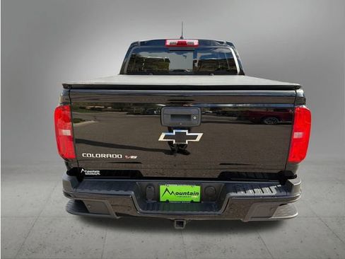 Used 2019 Chevrolet Colorado Z71 AWD/4WD image 4