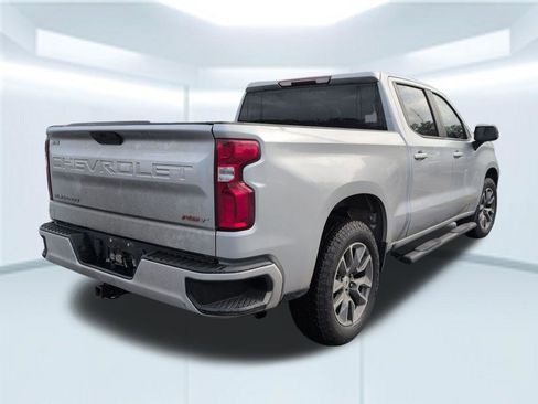 Used 2021 Chevrolet Silverado 1500 RST image 4