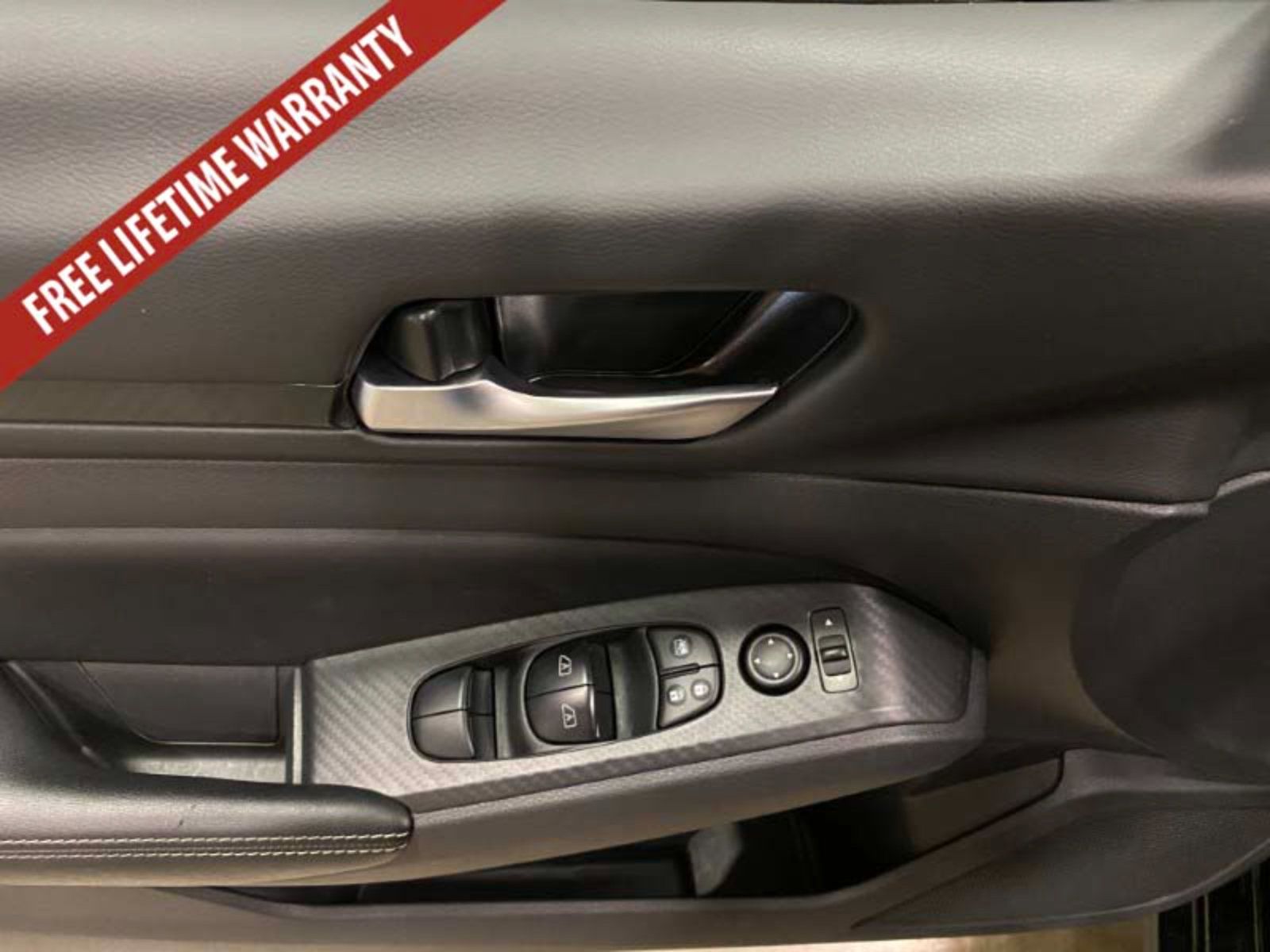 Used 2025 Nissan Altima 2.5 SV AWD/4WD image 28