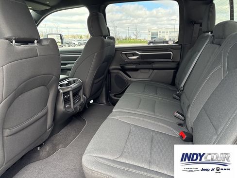 New 2026 RAM 1500 Big Horn AWD/4WD image 9