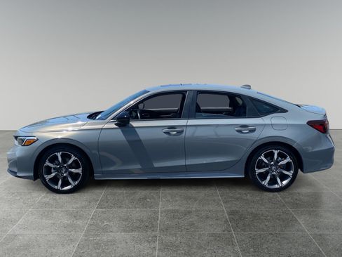 Used 2026 Honda Civic Sport Touring image 2