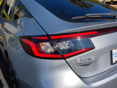 Used 2024 Honda Civic Sport image 12