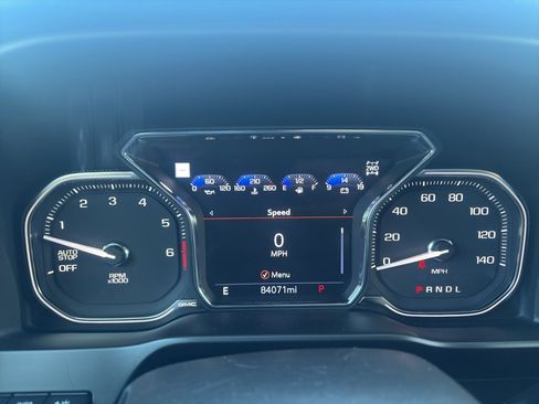 Used 2021 GMC Sierra 1500 AT4 w/ Technology Package image 8