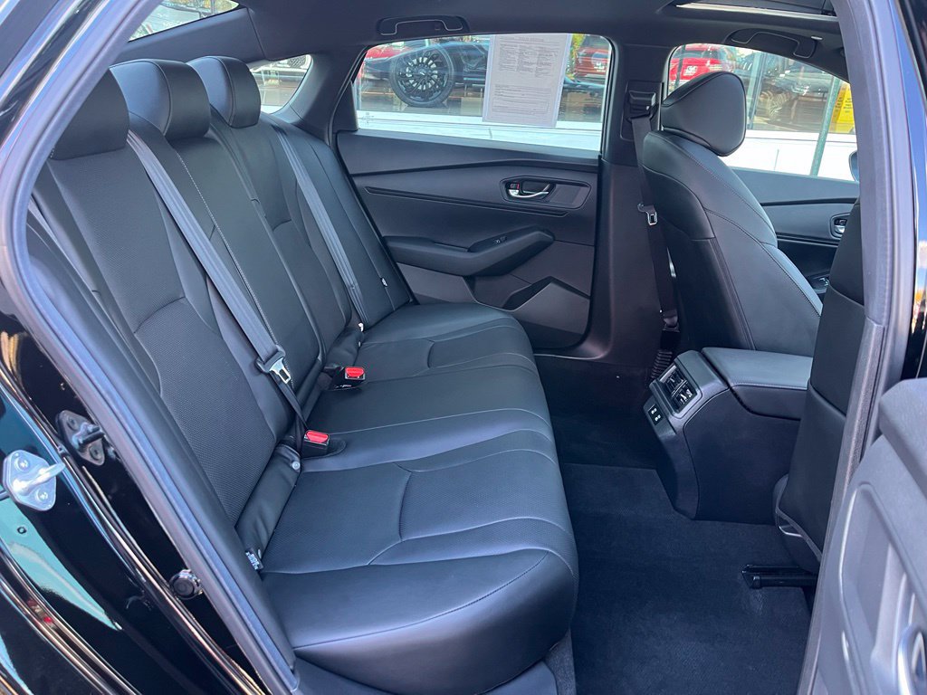 Used 2025 Honda Accord Sport image 19