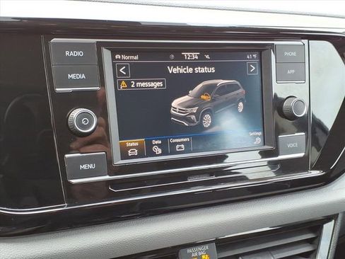 Used 2022 Volkswagen Taos S image 19