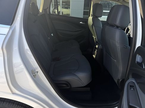 Used 2020 Buick Envision Essence image 28