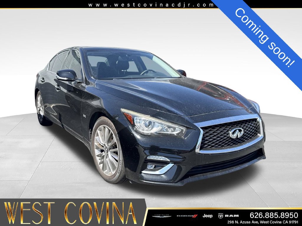 Used 2018 INFINITI Q50 Luxe w/ Essential Package (3.0T Luxe) RWD image 1