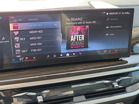 Used 2025 BMW X7 xDrive40i image 32