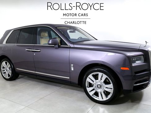 Used 2020 Rolls-Royce Cullinan AWD/4WD image 5