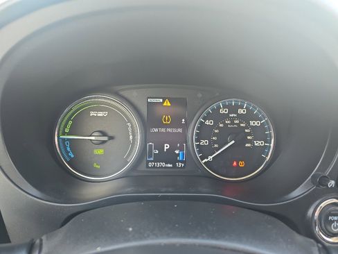 Used 2018 Mitsubishi Outlander SEL image 17