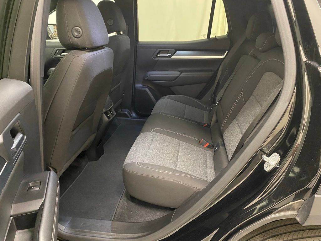 Used 2025 GMC Terrain Elevation AWD/4WD image 16