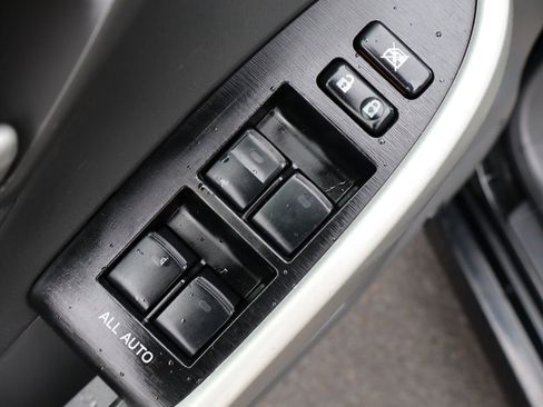 Used 2011 Toyota Prius Four w/ Solar Roof Pkg image 27