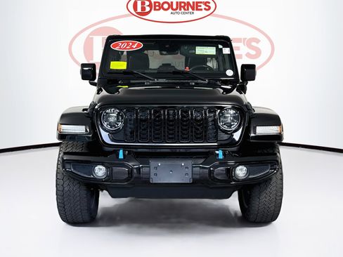 Used 2024 Jeep Wrangler High Altitude AWD/4WD image 7