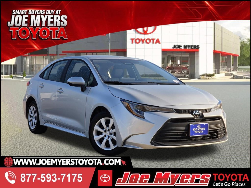 Used 2025 Toyota Corolla LE FWD image 1