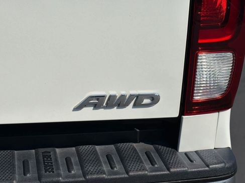 Used 2018 Honda Ridgeline RTL-E image 32