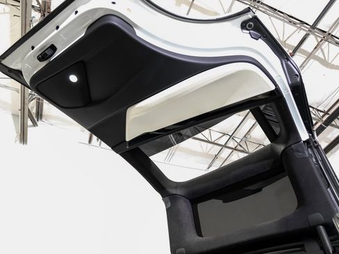 Used 2020 Tesla Model X Long Range image 52