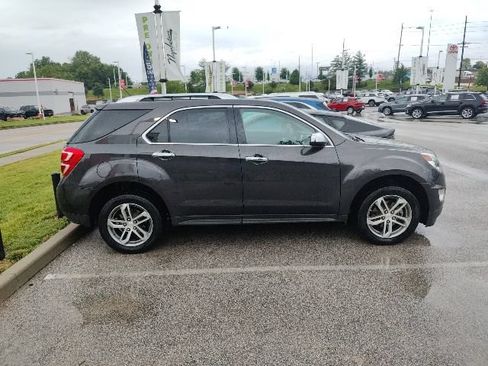 Used 2016 Chevrolet Equinox LTZ w/ Enhanced Convenience Package FWD image 12