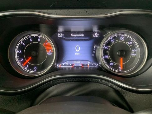 Used 2019 Jeep Cherokee Limited w/ Trailer Tow Group image 19