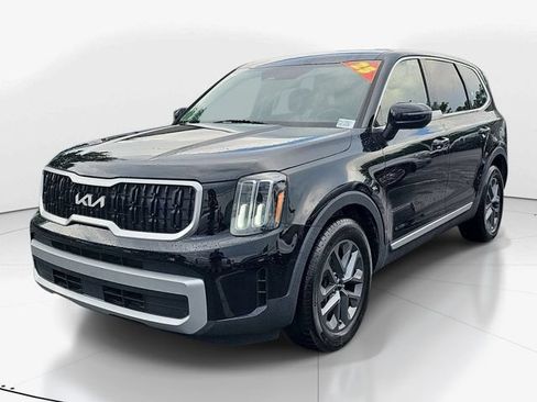 Used 2023 Kia Telluride LX AWD/4WD image 7