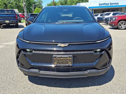 Used 2026 Chevrolet Equinox EV LT w/ Comfort Package FWD image 2