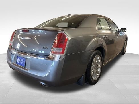 Used 2012 Chrysler 300 Limited image 7