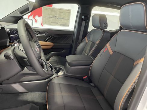 New 2025 GMC Canyon AT4 image 12