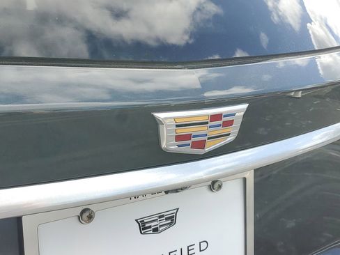 Certified 2023 Cadillac XT6 Premium Luxury image 30