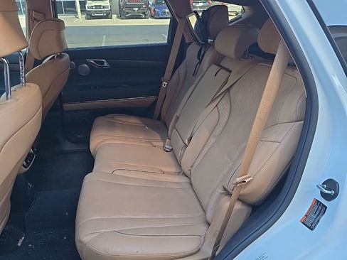 Used 2023 Genesis GV80 2.5T w/ Prestige 20" Package image 9