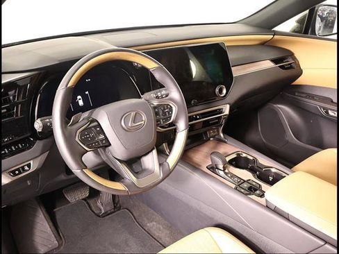 Certified 2025 Lexus RX 350 Premium w/ Accessory Package (Z1) FWD image 6