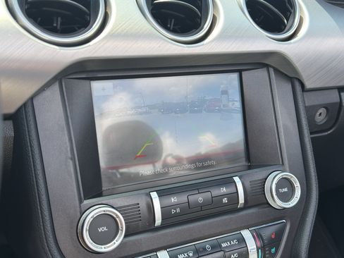 Used 2019 Ford Mustang Premium RWD image 9