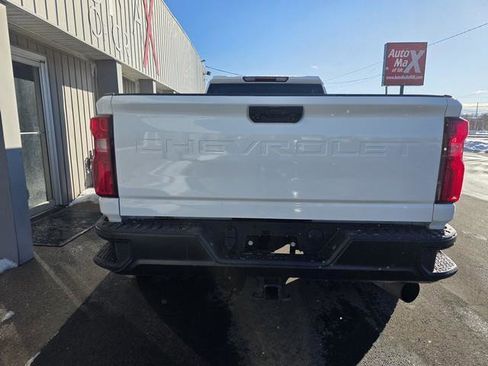 Used 2024 Chevrolet Silverado 3500 W/T image 5
