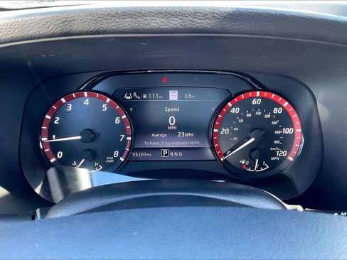 Used 2022 Nissan Frontier Pro-X image 19