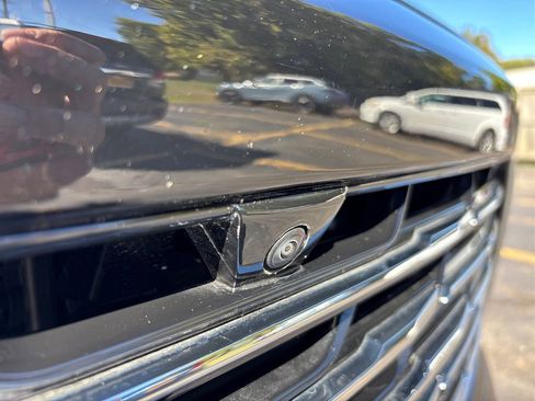 Used 2025 Buick Enclave Preferred w/ LPO, All-Weather Package image 16