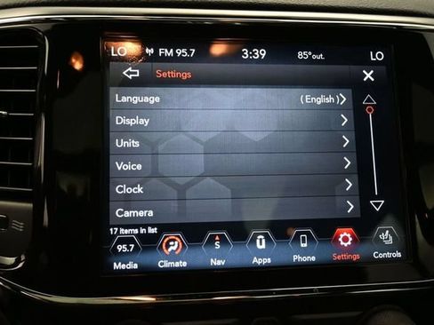 Used 2021 Jeep Grand Cherokee Limited w/ Luxury Group II AWD/4WD image 17