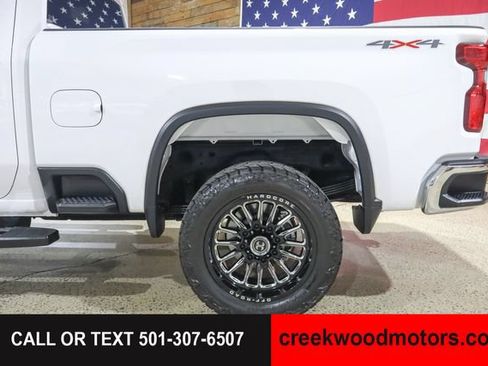 Used 2025 Chevrolet Silverado 2500 LT w/ Convenience Package AWD/4WD image 34