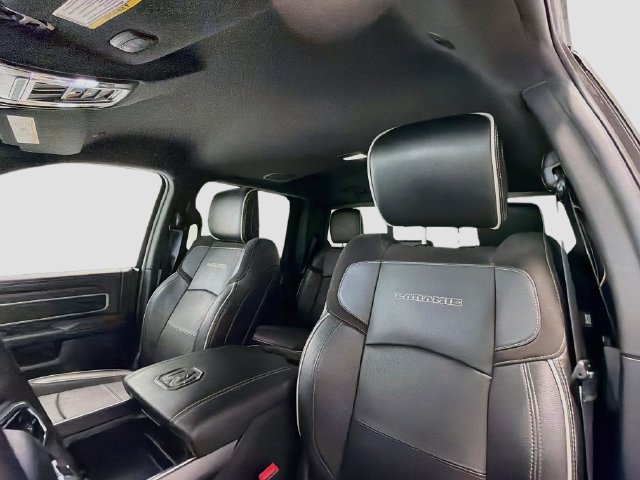 Used 2025 RAM 2500 Laramie AWD/4WD image 18