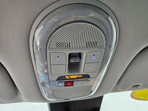 Used 2024 Hyundai Ioniq 5 Limited image 20