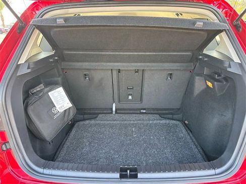 Used 2022 Volkswagen Taos SE image 14