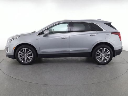 Used 2025 Cadillac XT5 Premium Luxury FWD image 6