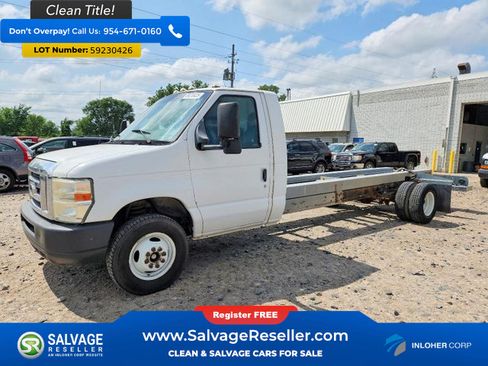 Used 2011 Ford E-450 and Econoline 450 Super Duty RWD image 3