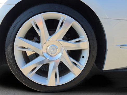 Used 2016 Cadillac ELR FWD image 43