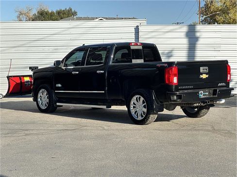 Used 2017 Chevrolet Silverado 1500 High Country image 3