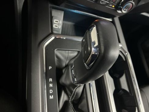 Used 2020 Ford F150 XLT w/ Equipment Group 302A Luxury AWD/4WD image 16
