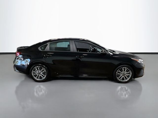 Certified 2024 Kia Forte GT-Line FWD image 8