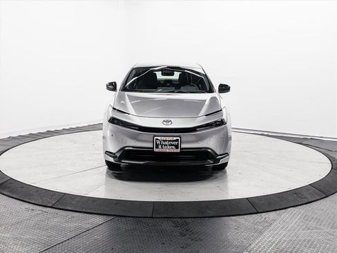 Certified 2024 Toyota Prius LE image 2