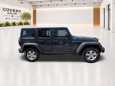 Used 2017 Jeep Wrangler Unlimited Sport w/ Quick Order Package 24S AWD/4WD image 14