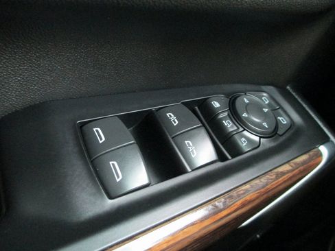 Used 2022 Chevrolet Silverado 2500 High Country w/ Technology Package image 25