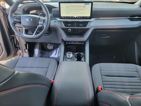Used 2025 Ford Explorer ST-Line AWD/4WD image 16
