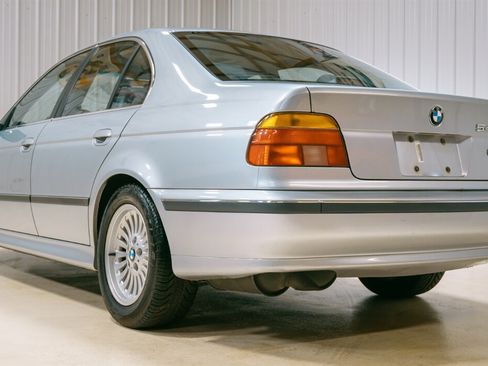 Used 1997 BMW 540i Sedan image 5